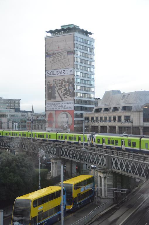 Paddy'S Palace Dublin Hostel ภายนอก รูปภาพ